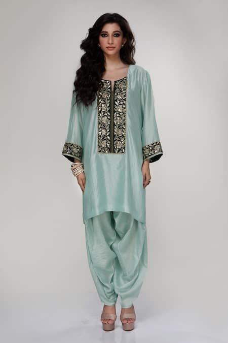 Ranian Dogri Kurta & Dhoti Salwar Set 