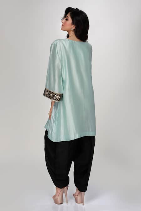 Ranian Wrinkled Silk Dogri Kurta & Dhoti Salwar Set 