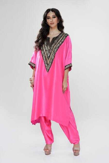 Ranian Wrinkled Silk Kaftan & Dhoti Salwar Set 