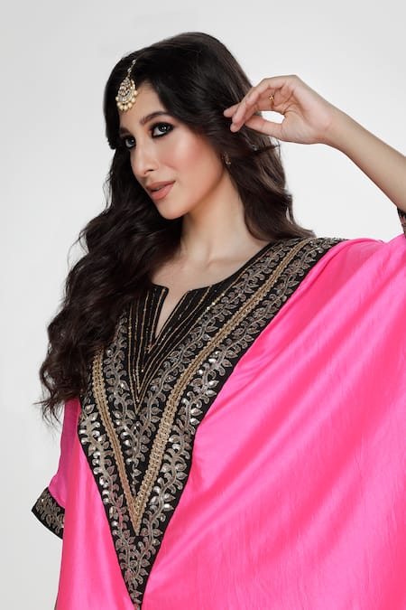 Buy_Ranian_Pink Silk Embroidery, Zari V-neck Wrinkled Kaftan And Dhoti Salwar Set _Online_at_Aza_Fashions