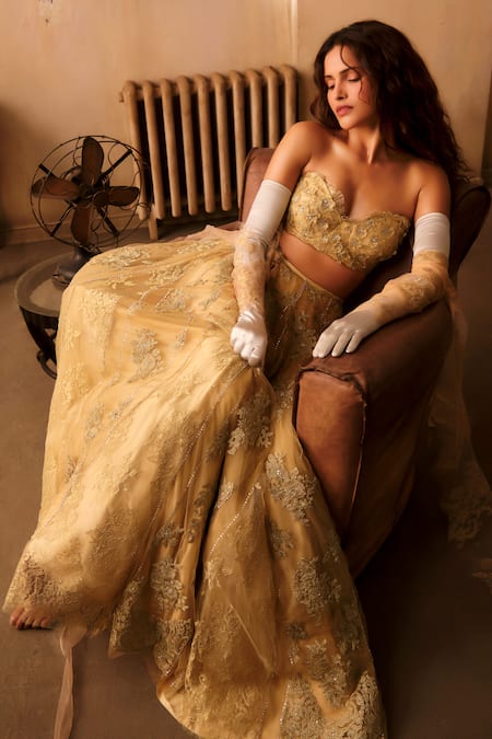 Shehlaa Khan Lace Embroidered Lehenga & Blouse Set 