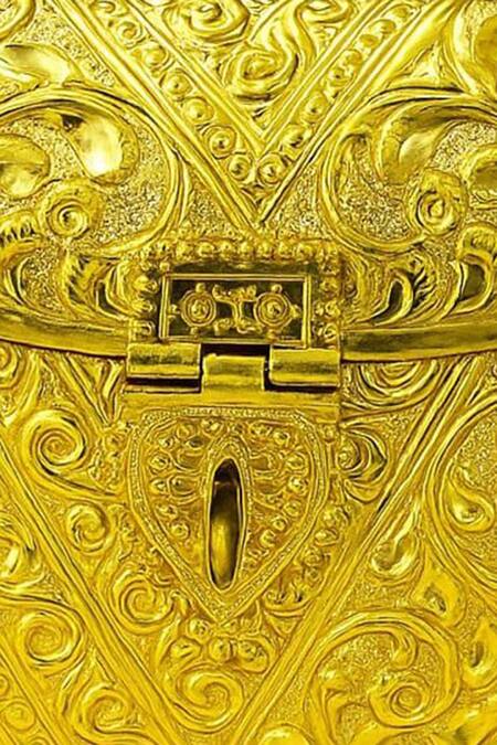 Shop_Tasna_Gold Embroidery Handcrafted Brass Engraved Clutch Bag _Online_at_Aza_Fashions
