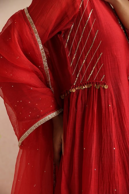 Trendy Tokari_Red Chanderi Silk, Cotton, Organza Embroidery, Sequins, Zari Hand Kurta Set _at_Aza_Fashions
