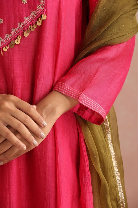 Trendy Tokari_Magenta Chanderi Silk, Cotton, Organza Embroidery, Hand Kurta And Pant Set _at_Aza_Fashions