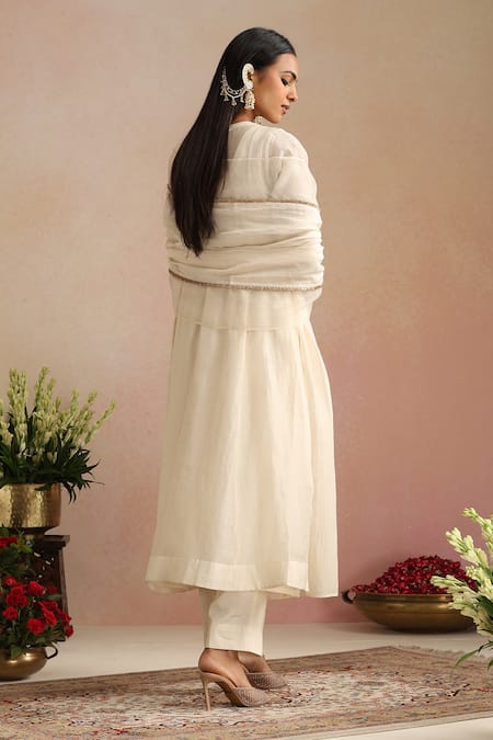 Trendy Tokari Silk Chanderi Hand Embroidered Kurta Set 