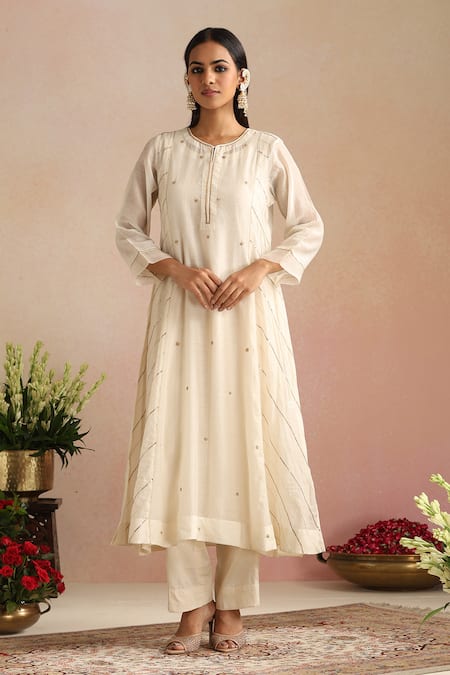 Shop_Trendy Tokari_Ivory Chanderi Silk, Cotton, Organza Embroidery, Sequins, Zari Hand Kurta Set _Online_at_Aza_Fashions
