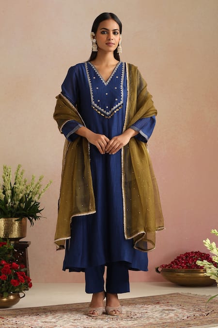 Trendy Tokari Hand Embroidered Silk Chanderi Kurta Set 