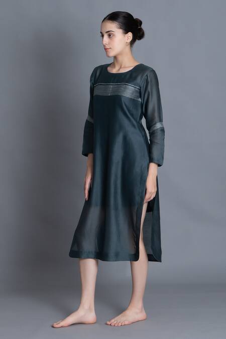 Buy Khat Mint Chanderi Silk Embroidery Round Neck Kurta Online at Aza Fashions Buy_Khat_Mint Chanderi Silk Embroidery Round Neck Kurta _Online_at_Aza_Fashions