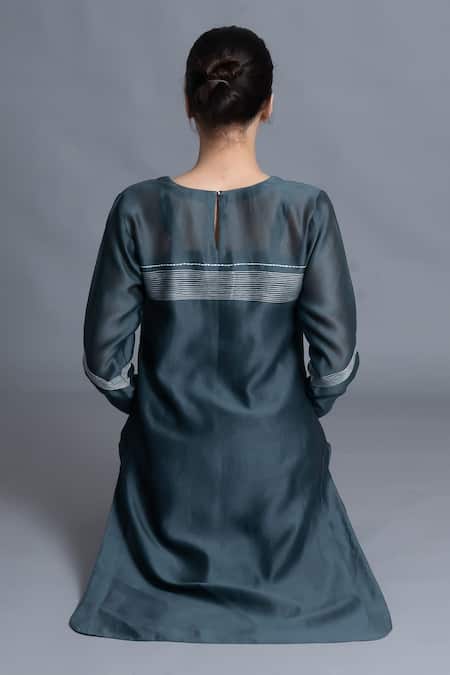 Shop Khat Mint Chanderi Silk Embroidery Round Neck Kurta Set With Scarf at Aza Fashions Shop_Khat_Mint Chanderi Silk Embroidery Round Neck Kurta Set With Scarf _at_Aza_Fashions