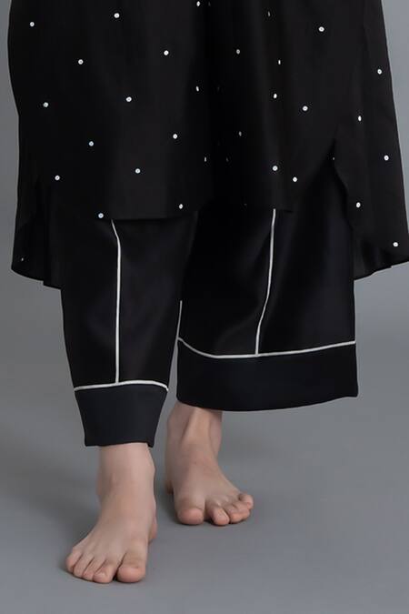 Khat Black Chanderi Silk Embroidery Round Neck E-mint Kurta Set Online at Aza Fashions Khat_Black Chanderi Silk Embroidery Round Neck E-mint Kurta Set _Online_at_Aza_Fashions