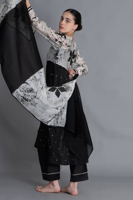 Shop Khat Black Chanderi Silk Embroidery Round Neck Printed Kurta And Pant Set at Aza Fashions Shop_Khat_Black Chanderi Silk Embroidery Round Neck Printed Kurta And Pant Set _at_Aza_Fashions