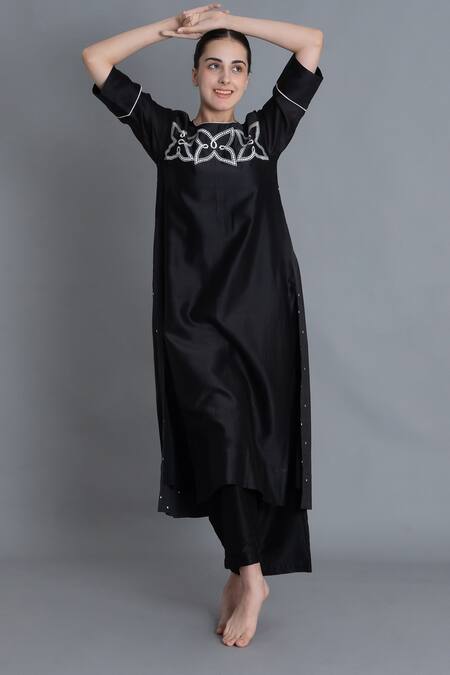 Shop Khat Black Chanderi Silk Embroidery Round Neck Floral Pleated Kurta And Pant Set Online at Aza Fashions Shop_Khat_Black Chanderi Silk Embroidery Round Neck Floral Pleated Kurta And Pant Set _Online_at_Aza_Fashions