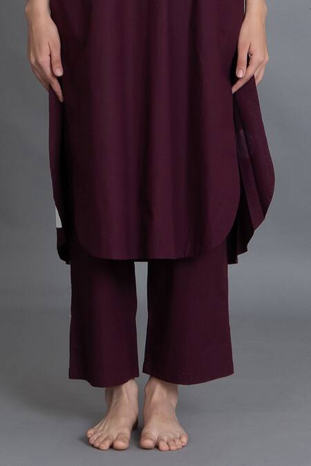 Buy_Khat_Maroon Poplin, Cotton Round Neck Polka Pleated Back Kurta And Pant Set _Online_at_Aza_Fashions