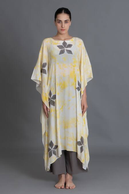 Buy_Khat_Yellow Crepe, Silk Round Neck Creziaflorqal Kaftan And Pant Set 