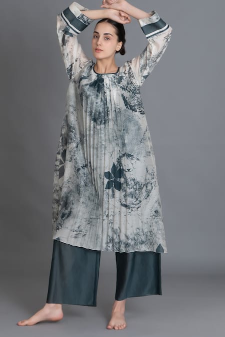 Buy_Khat_Mint Chanderi Silk Embroidery Round Neck Texture Print Kurta And Pant Set 