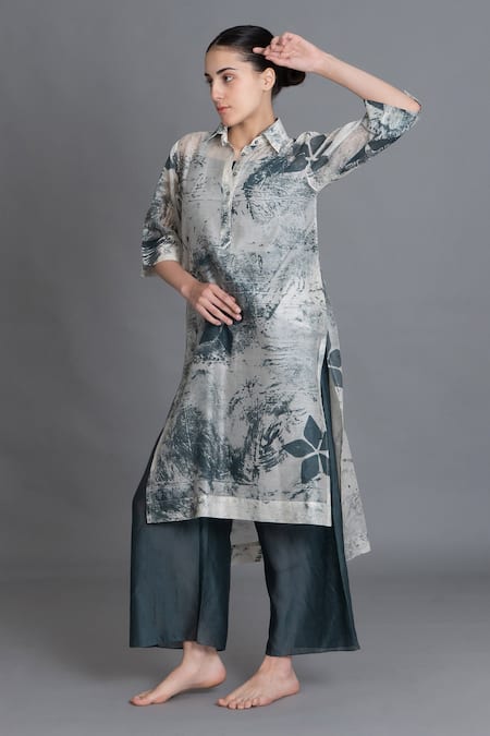 Buy_Khat_Mint Chanderi Silk Collared Texture Long Kurta And Pant Set _Online_at_Aza_Fashions