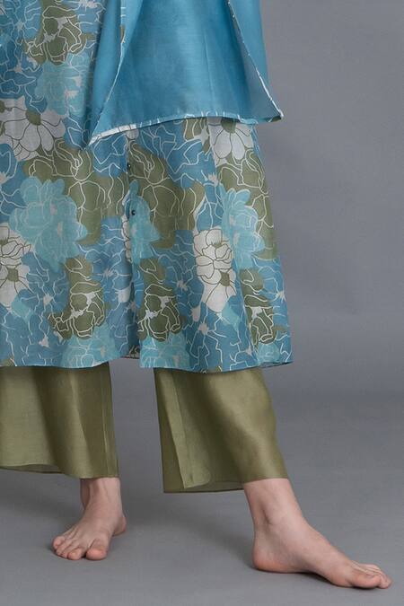 Khat Blue Chanderi Silk Round Neck Ocean Floral Print Kurta Set Online at Aza Fashions Khat_Blue Chanderi Silk Round Neck Ocean Floral Print Kurta Set _Online_at_Aza_Fashions