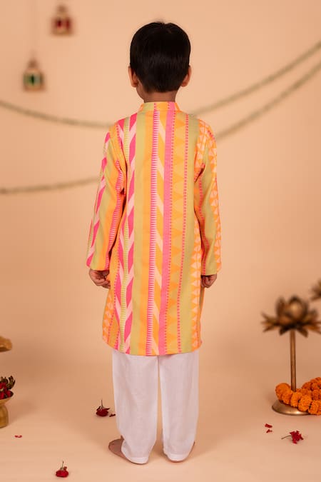 Toplove Geometric Woven Kurta & Pajama Set 
