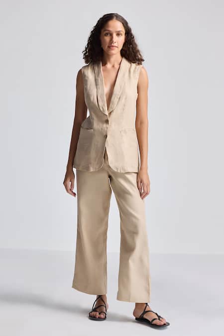 Reistor Sleeveless Jacket & Pant Set 
