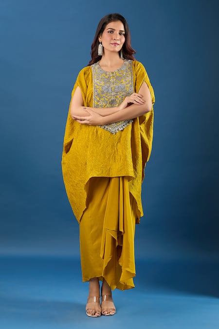 Prisho Yoke Embroidered Kaftan With Skirt 