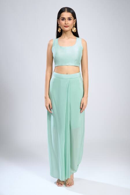 Buy_Prisho_Blue Embroidery Round Neck Kaftan Skirt Set 