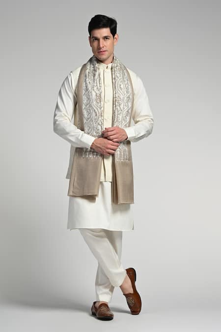 Taroob Multi Color Taroob On Wool Silk Embroidered Stole Online at Aza Fashions Taroob_Multi Color Taroob On Wool Silk Embroidered Stole _Online_at_Aza_Fashions