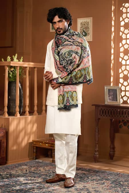 Taroob Taroob Urban Paisley Wool Kalamkari Stole 