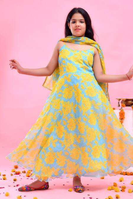 Buy_Bannhi By Priyanka Rathore_Blue Chiffon Gota Patti Floral Pattern Anarkali With Dupatta _Online_at_Aza_Fashions