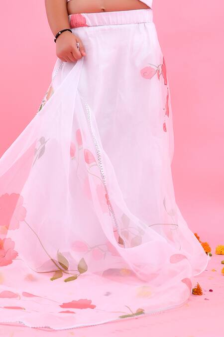 Bannhi By Priyanka Rathore White Organza Gota Patti Hand Painted Lehenga Set Online at Aza Fashions Bannhi By Priyanka Rathore_White Organza Gota Patti Hand Painted Lehenga Set _Online_at_Aza_Fashions