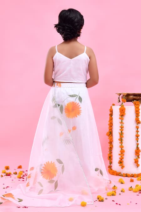Shop_Bannhi By Priyanka Rathore_White Organza Gota Patti Hand Painted Lehenga Set _at_Aza_Fashions