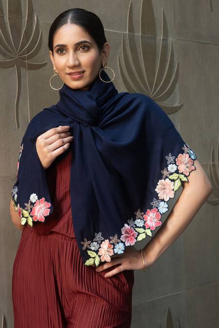 Buy_Mauli Cashmere_Navy Floral Sprinkle Border Stole _Online_at_Aza_Fashions