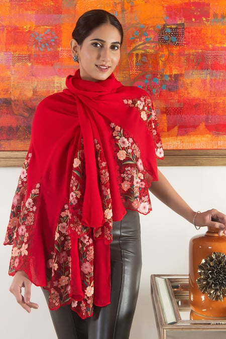 Mauli Cashmere Rose Blossom Flounce Rose Blossom Embroidered Flounce Stole 