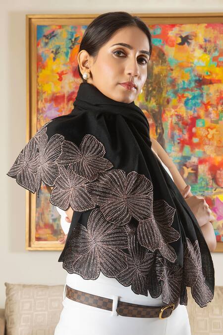 Buy_Mauli Cashmere_Black Magnificent Blooms Floral Embroidered Stole _Online_at_Aza_Fashions