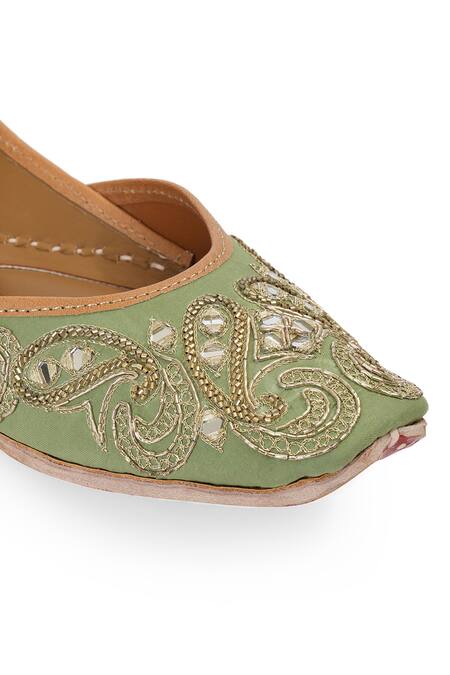 Shop_NR By Nidhi Rathi_Green Embroidered And Mirror Work Jutti 