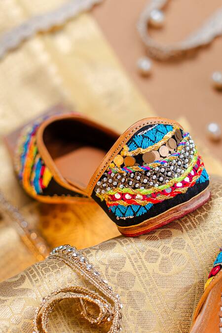 Buy_NR By Nidhi Rathi_Multi Color Embroidered And Embellished Jutti 