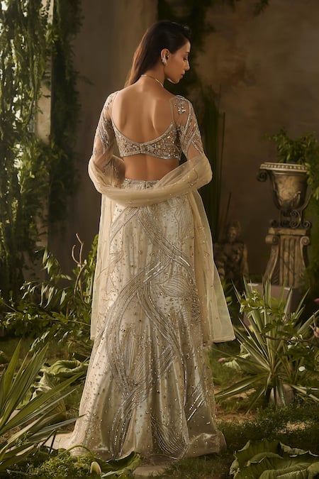 Parul Gandhi Molten Luxe Sequins & Cutdana Embroidered Lehenga Set 