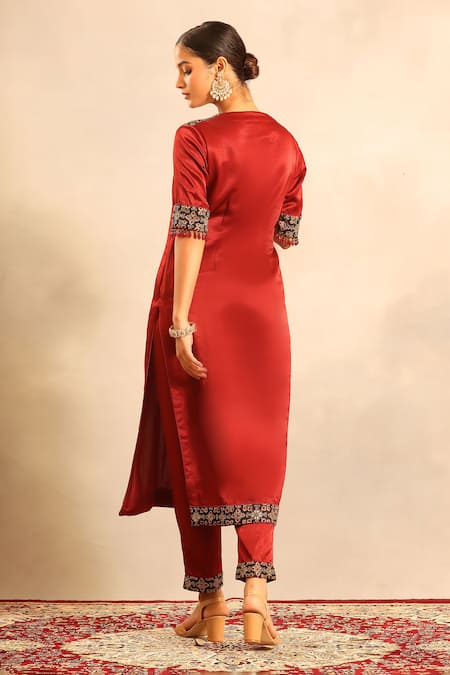 Sejal Kamdar Ajrakh Embellished Kurta & Pant Set 