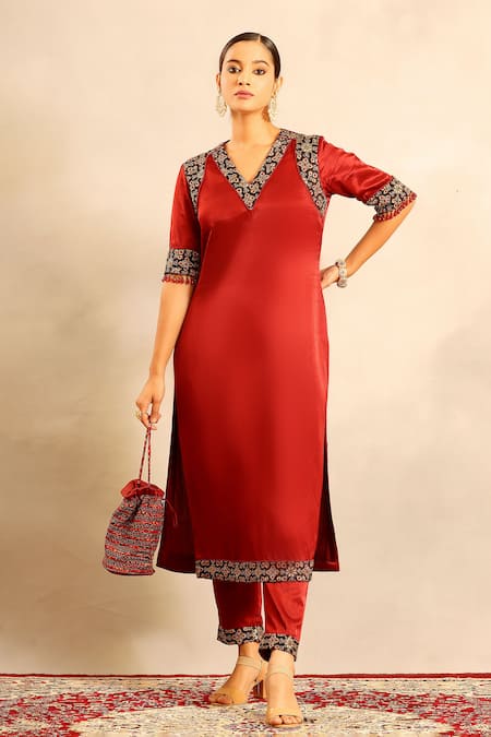 Sejal Kamdar Ajrakh Embellished Kurta & Pant Set 