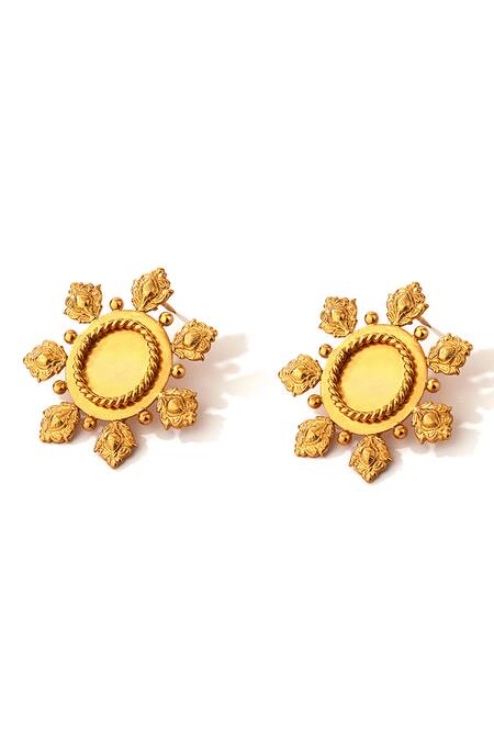 Suhani Pittie_Gold Plated 7 Flower Festive Feeling Earrings _Online_at_Aza_Fashions