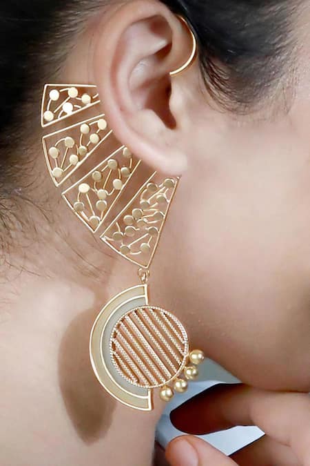 Suhani Pittie Twist Lined Circle & Acrylic Arcs Dotted Ear Cuffs 