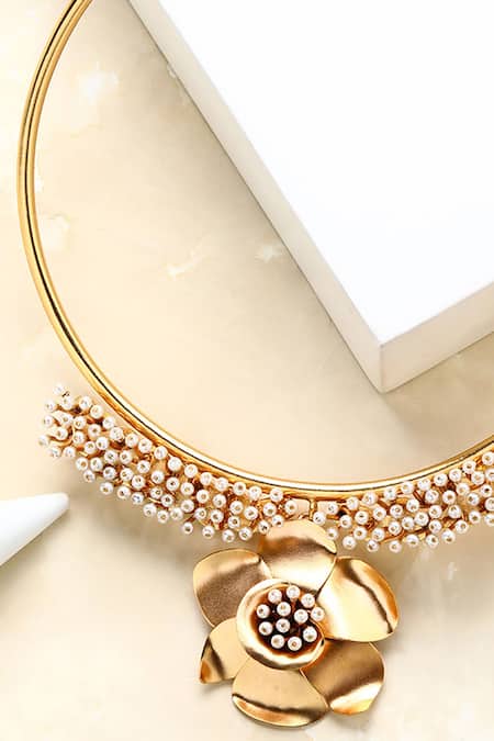Suhani Pittie Pearl & Buttercup Collar Necklace 