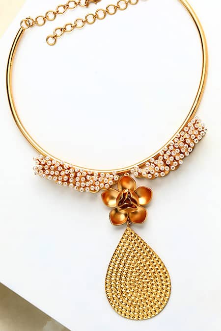 Suhani Pittie Magnolia & Pearl Drop Pendant Collar Necklace 