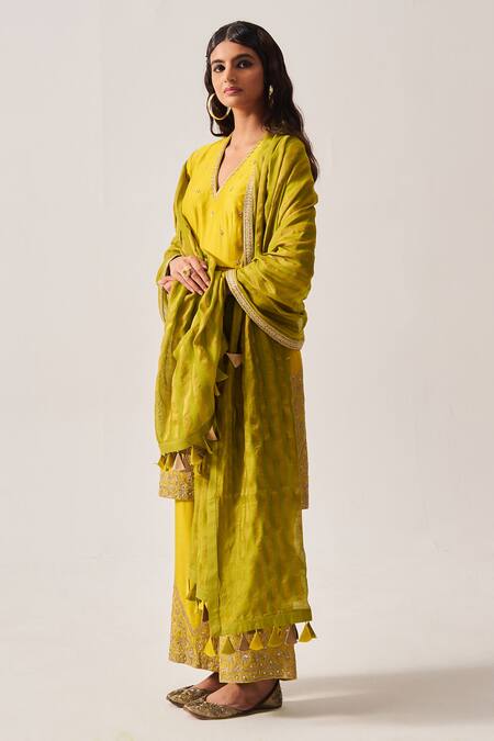 Wabi Sabi By Anshum-Ritesh_Mustard Chanderi Embroidery, Sequins, Floral Dome Kurta Set With Dupatta _Online_at_Aza_Fashions