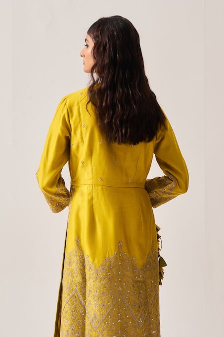 Wabi Sabi By Anshum-Ritesh Floral Dome Embroidered Kurta Set With Dupatta 