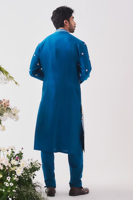 Wabi Sabi By Anshum-Ritesh Shalimar Bagh Chanderi Embroidered Kurta & Pyjama Set 