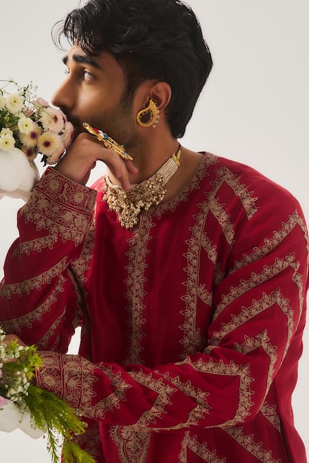 Shop_Wabi Sabi By Anshum-Ritesh_Red Chanderi Embroidery Paan Booti Kurta Set _Online_at_Aza_Fashions