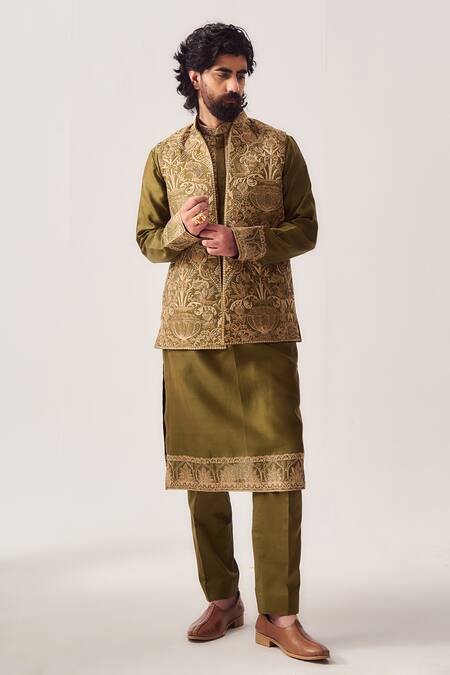 Wabi Sabi By Anshum-Ritesh Wild Crest Embroidered Bundi Kurta Set 