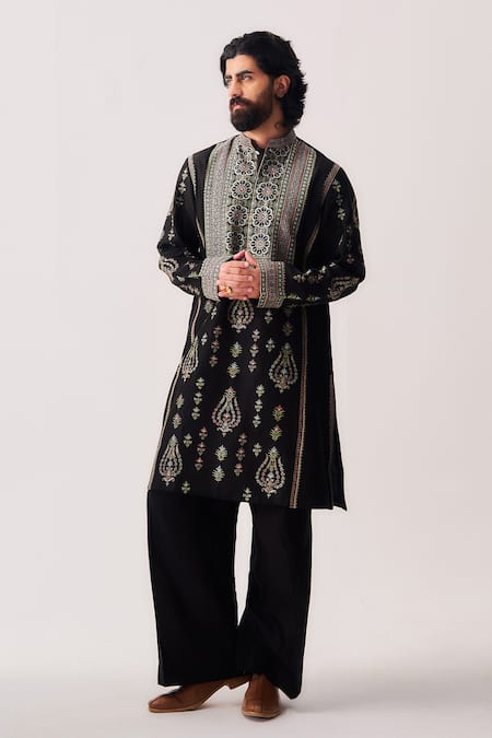 Wabi Sabi By Anshum-Ritesh Garden Tapestry Embroidered Phiran Kurta & Pant 