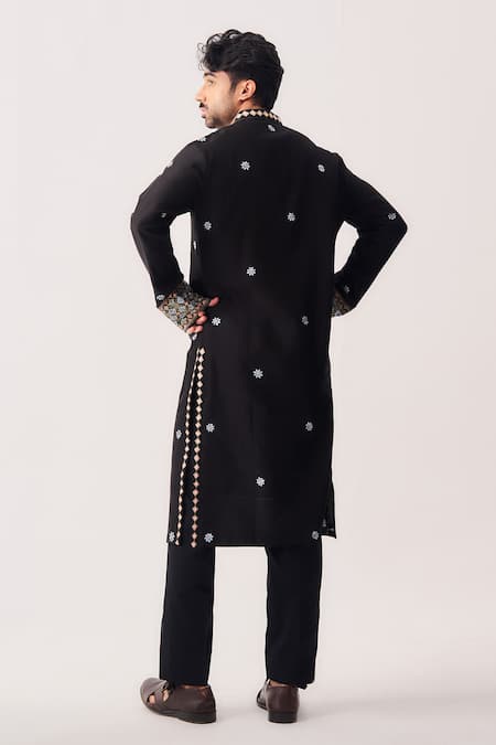 Wabi Sabi By Anshum-Ritesh Midnight Mosaic Chanderi Embroidered Kurta & Pyjama Set 