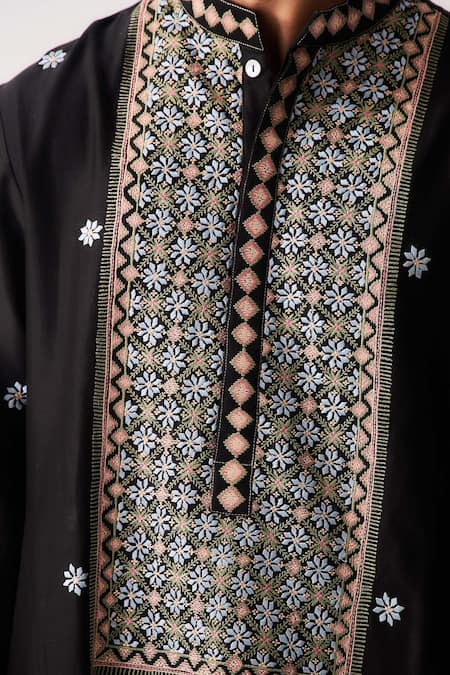 Buy_Wabi Sabi By Anshum-Ritesh_Black Chanderi Embroidery Midnight Mosaic Kurta And Pyjama Set 